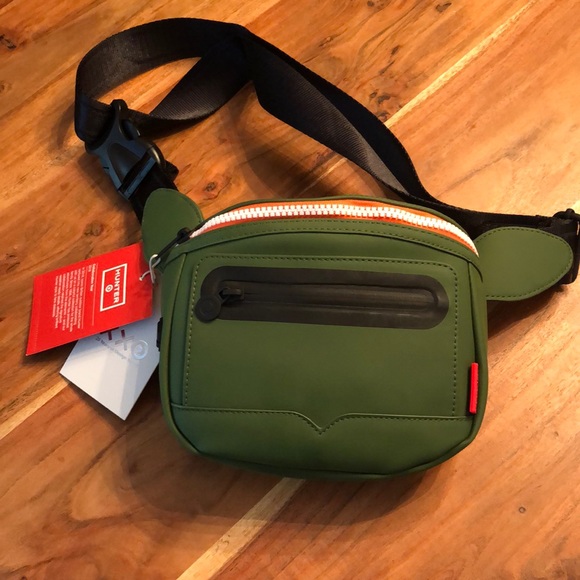 Hunter for Target Bags Hunter X Target L Olive Belt Bag Poshmark
